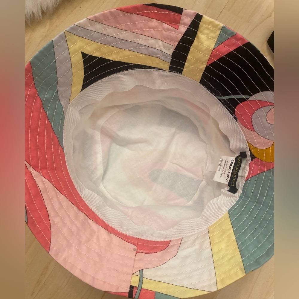 Nwot Pucci Stylish Pink Multi-Color Printed Bucket Hat - Women - Picture 5 of 8